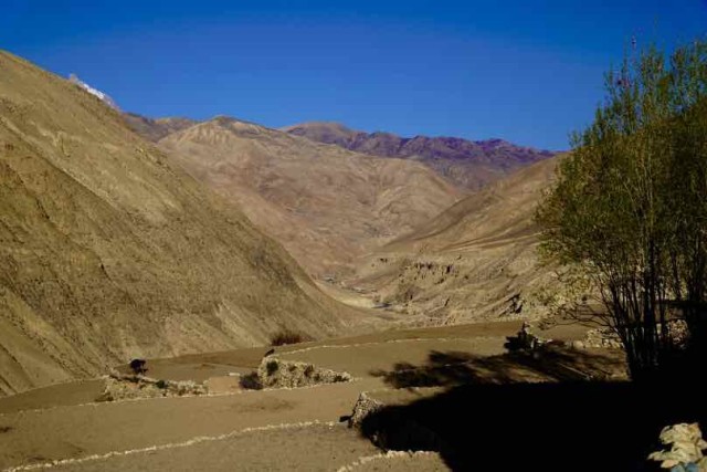 undUuml;ber-den-Khoma-La-nach-Chagaon