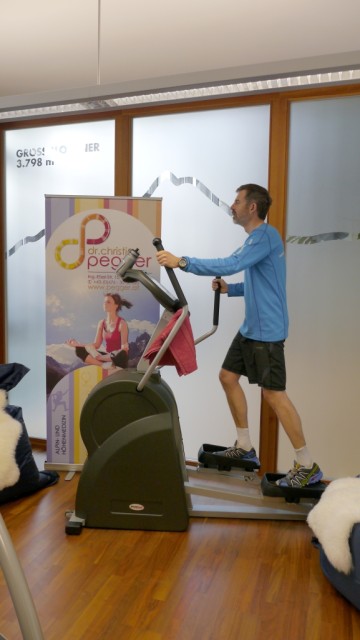 Hundouml;hen-Akklimatisierung-und-Start-der-Expedition