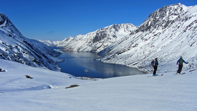 Bald-startet-unsere-Kreuzfahrt-bei-Spitzbergen