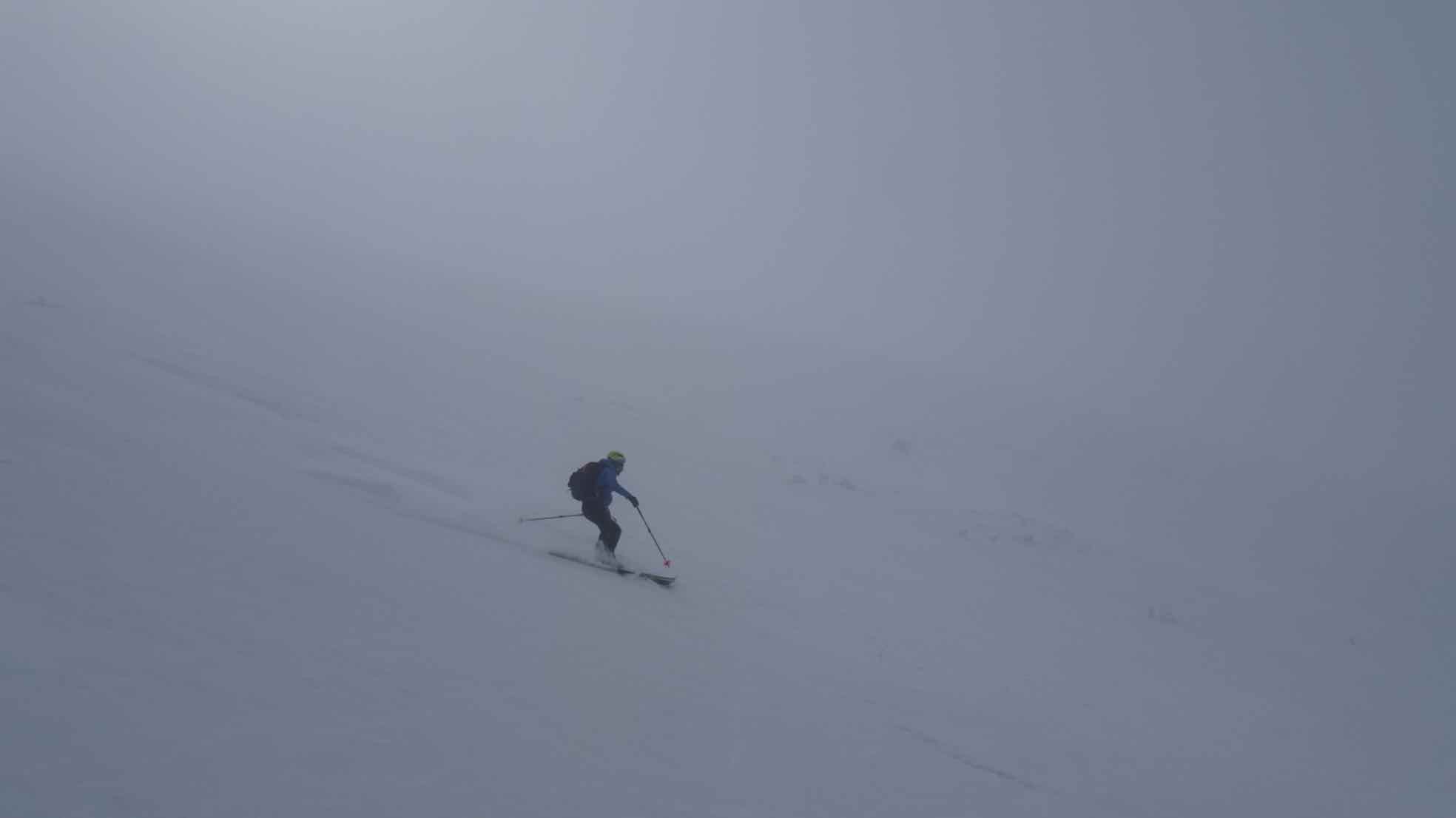Abfahrt vom Berg Eghypatrush, Armenien